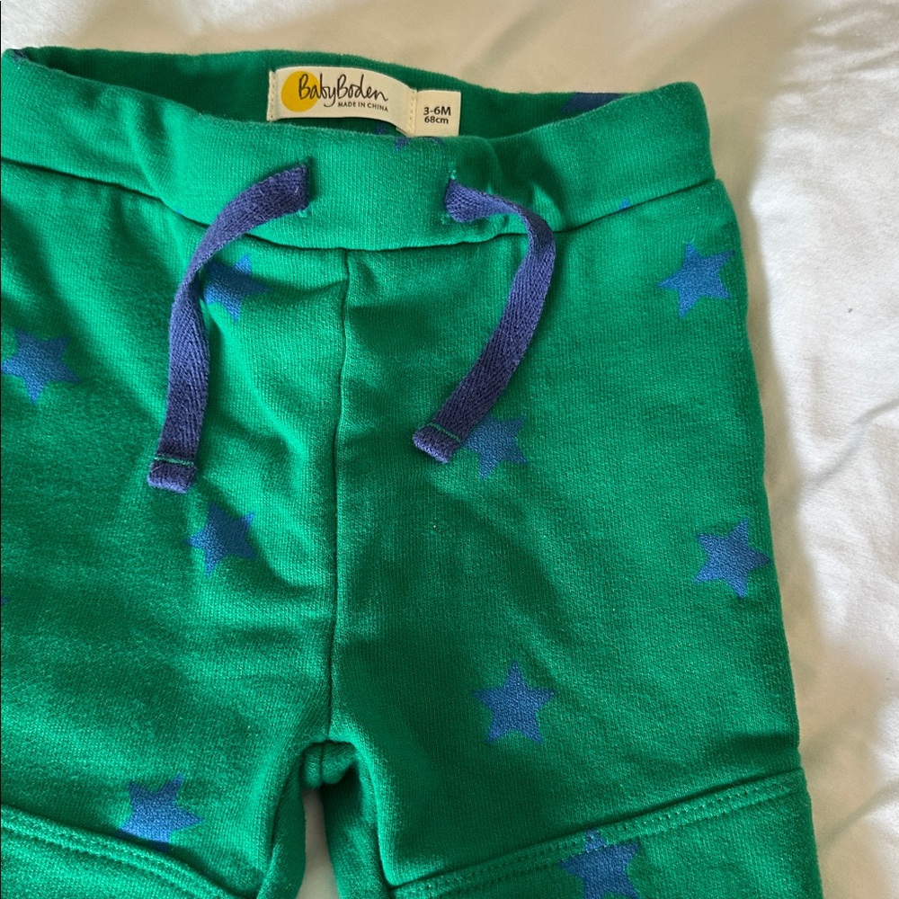 Baby Boden Green Star Print Joggers 3-6 months